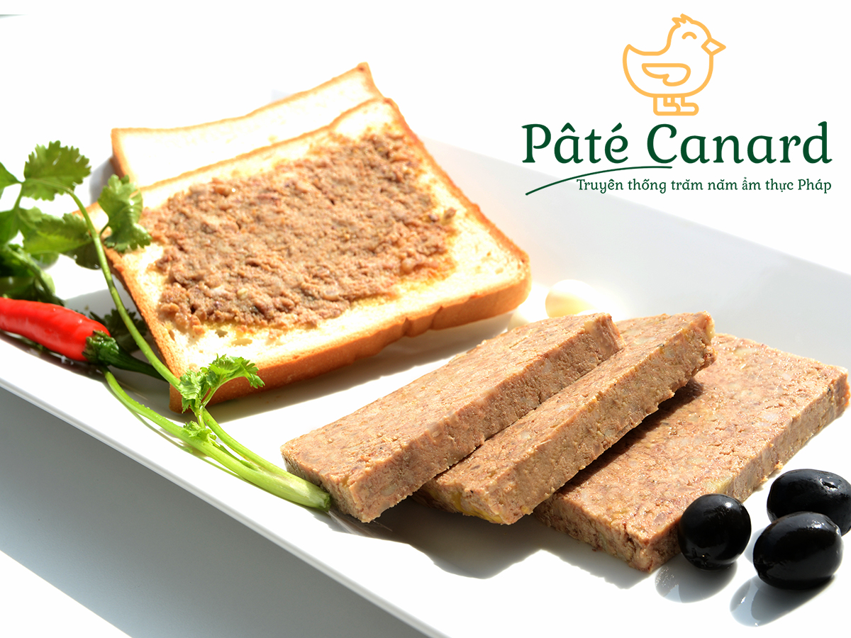 Pate Thịt Đà Điểu - Sự Pha Trộn Tinh Tế Giữa Đại Dương Cát và Bí Quyết Ẩm Thực Pháp